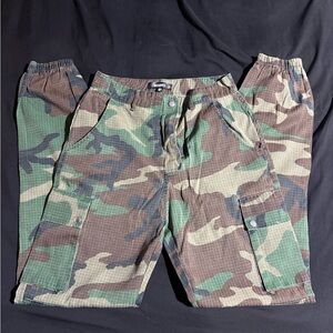 Missguided + Green and Brown Cargo Pants